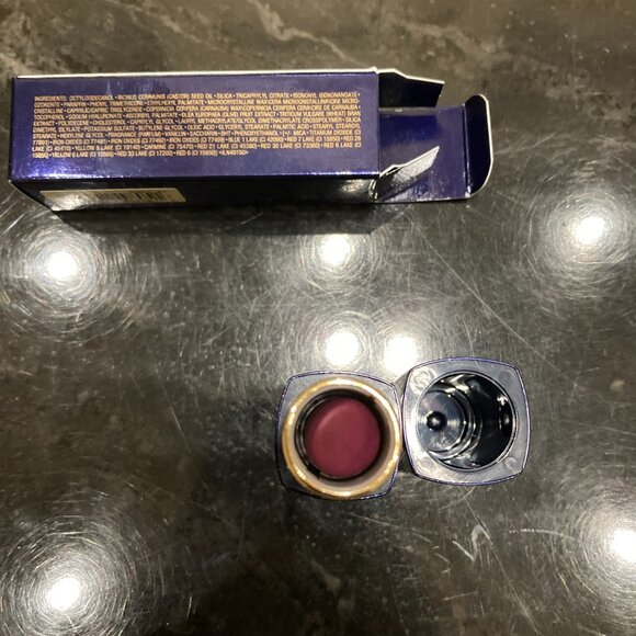 NIB Estée Lauder Envy Matte Lipstick-Passion - Picture 7 of 8